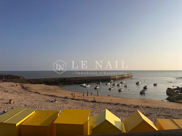 Proche la Baule, demeure des années 70 face à la mer dans un charmant petit port