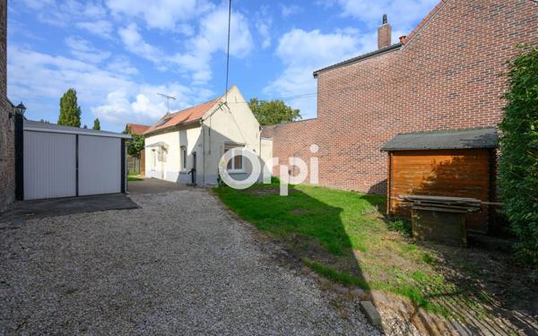 Maison à vendre    3 pièces •  Santes