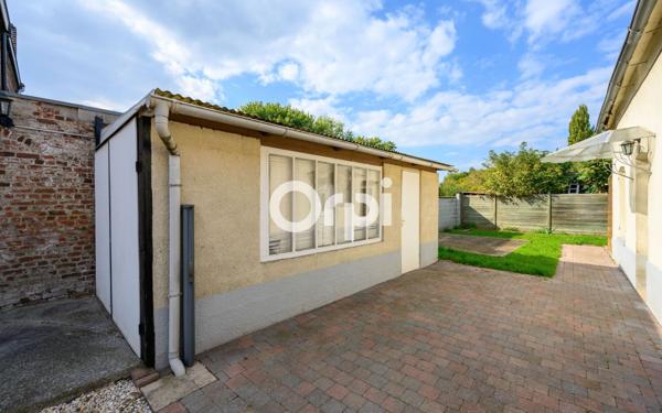 Maison à vendre    3 pièces •  Santes