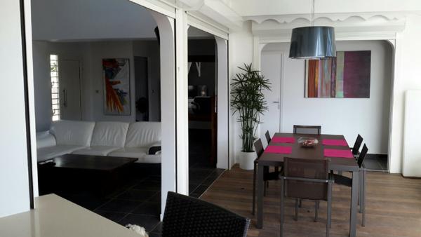 MAGNIFIQUE VILLA VUE MER