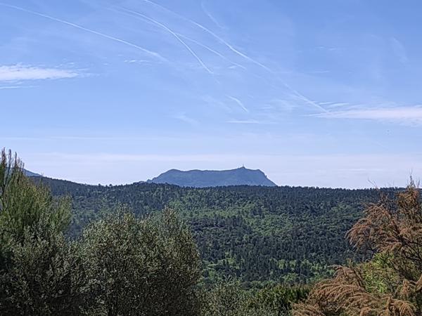 Brignoles (83170) Propriété avec vue dominante exceptionnelle, 2 villas sur 1.6 hectare environ