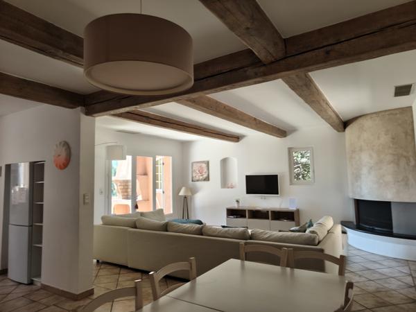 Brignoles (83170) Propriété avec vue dominante exceptionnelle, 2 villas sur 1.6 hectare environ
