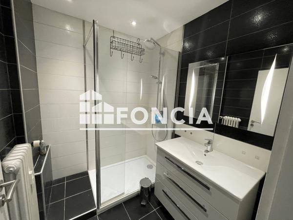 Location Appartement 3 pièces 75.8 m² - 17 PLACE TURENNE Thionville 57100