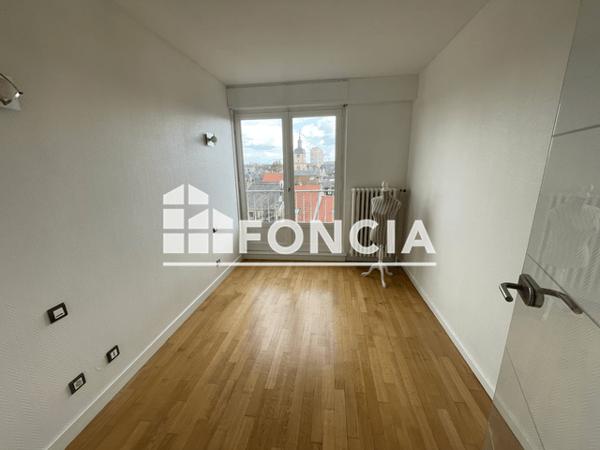 Location Appartement 3 pièces 75.8 m² - 17 PLACE TURENNE Thionville 57100