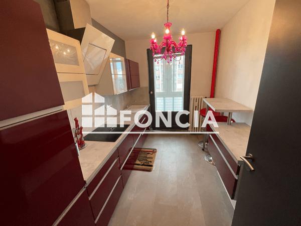 Location Appartement 3 pièces 75.8 m² - 17 PLACE TURENNE Thionville 57100