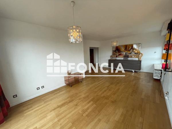 Location Appartement 3 pièces 75.8 m² - 17 PLACE TURENNE Thionville 57100