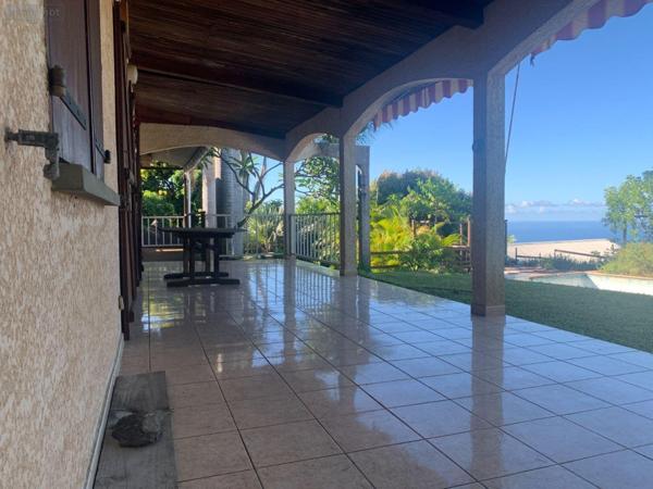 Maison à restaurer à vendre à Les Avirons à la Réunion (97425), ref : 97405/255   
Le Ruisseau