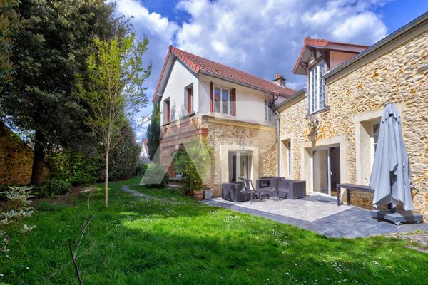 SEVRES RIVE GAUCHE - MAISON DE CHARME €1 290 000 ** - Référence 650-S