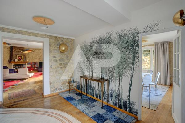 SEVRES RIVE GAUCHE - MAISON DE CHARME €1 290 000 ** - Référence 650-S