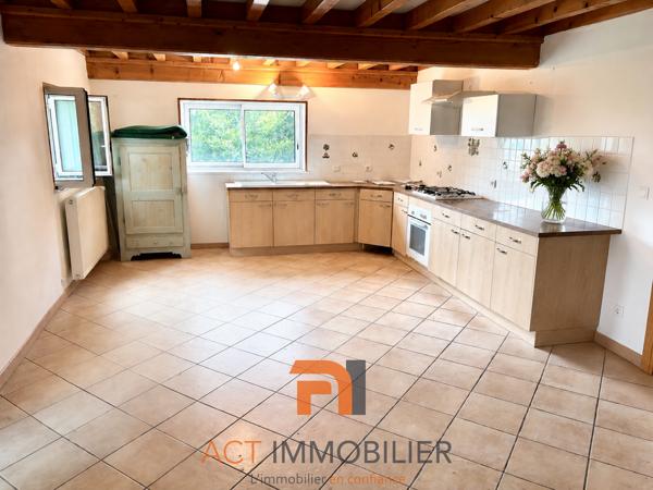 Maison 4 pièce(s) 3 chambre(s) 82 m²