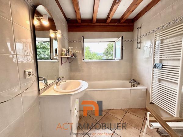 Maison 4 pièce(s) 3 chambre(s) 82 m²