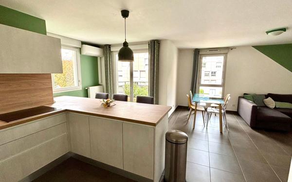 Appartement à louer    3 pièces • 66,80 m2 Villeurbanne