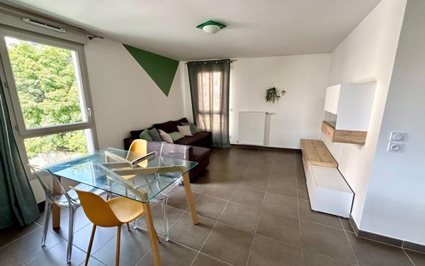 Appartement à louer    3 pièces • 66,80 m2 Villeurbanne