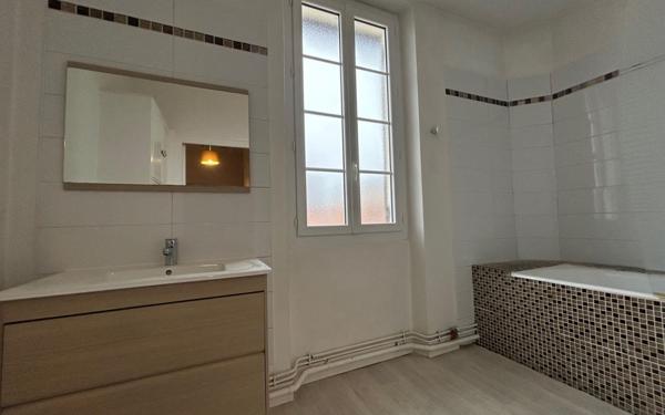 Maison à louer    5 pièces •  La Teste-de-Buch