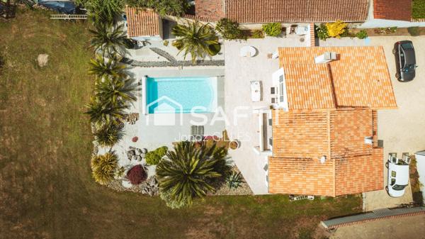 Maison avec piscine, dépendance et grand espace