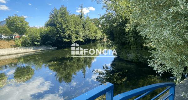 À vendre Appartement 3 pièces 112.99 m² - Niort 79000