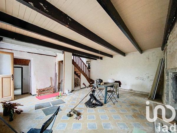 Maison 3 pièces de 107 m² à Uzel (22460)