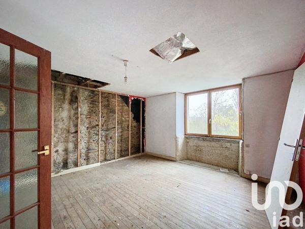 Maison 3 pièces de 107 m² à Uzel (22460)