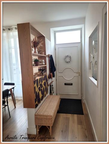 Maison de ville familiale (114m²) à vendre 6 pièces SAINT JEAN D'ANGELY (17) avec TERRASSE et JARDIN -parcelle 100m².