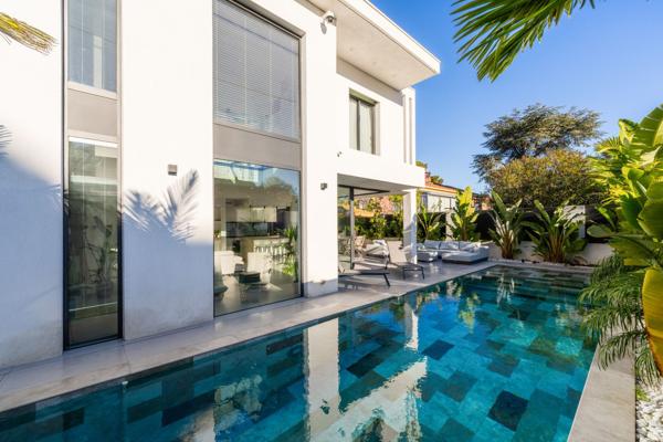 Vente Villa de luxe Toulon 7 Pièces 169 m²