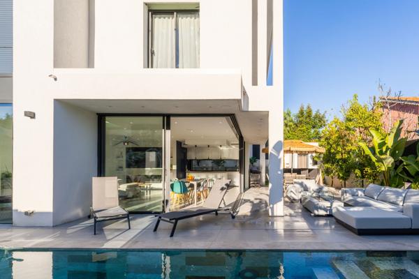 Vente Villa de luxe Toulon 7 Pièces 169 m²