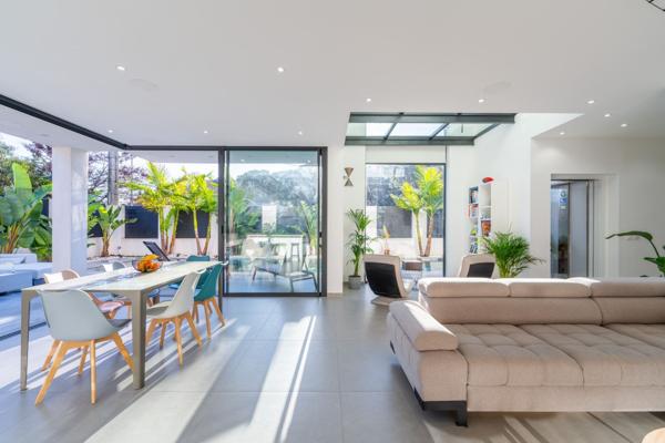 Vente Villa de luxe Toulon 7 Pièces 169 m²