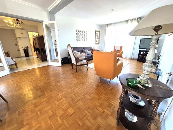 Appartement à vendre 6 pièces 125m² Cambrai (59400)