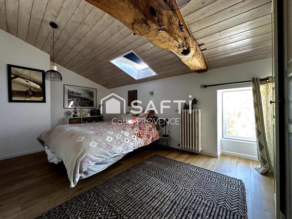 Maison de caractère - 219m² - Aubigny-Les Clouzeaux