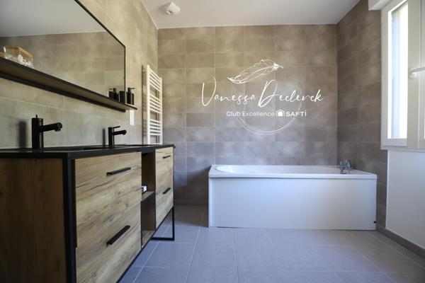 Maison récente 2025 – 4 chambres, modernité et lumière