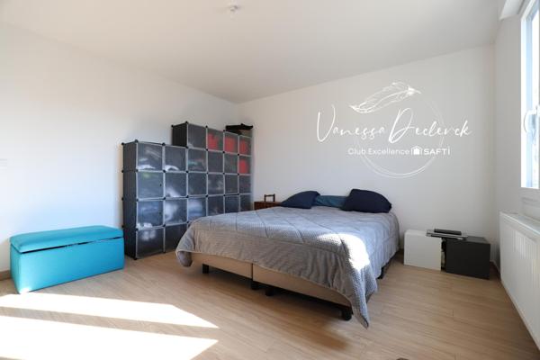 Maison récente 2025 – 4 chambres, modernité et lumière