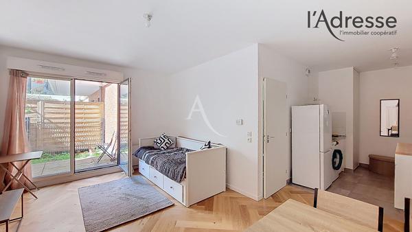 PUTEAUX/COURS VOLTAIRE Studio 31m² avec terrasse et jardin 7m²
