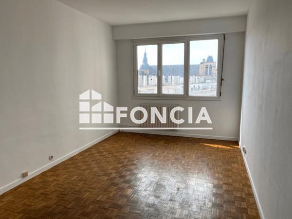 Location Studio 29.56 m² - RESIDENCE CURIE Le Mans 72000