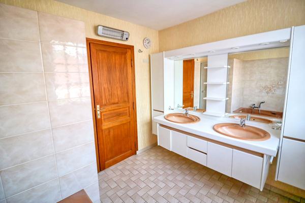 Maison familiale indépendante de 148 m² habitables, au calme d'une impasse pavillonnaire