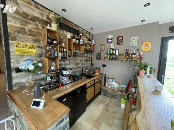 MARCIAC (7km) Bel ensemble comprenant une maison de caractère et une Gasconne à rénover sur 10891m².