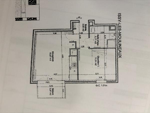 ISSY LES MOULINEAUX - AVENUE BOURGAIN - Appartement 2 pièces de 39.48 m² avec balcon, cave et double parking
