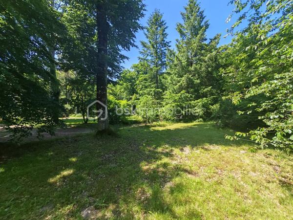 Terrain de 1 122 m²