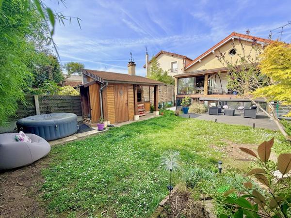 Vente Maison 7 pièces 185 m2 à Maisons-Alfort