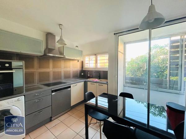 Appartement à louer 5 pièces 90.91m² Fos-sur-Mer (13270)