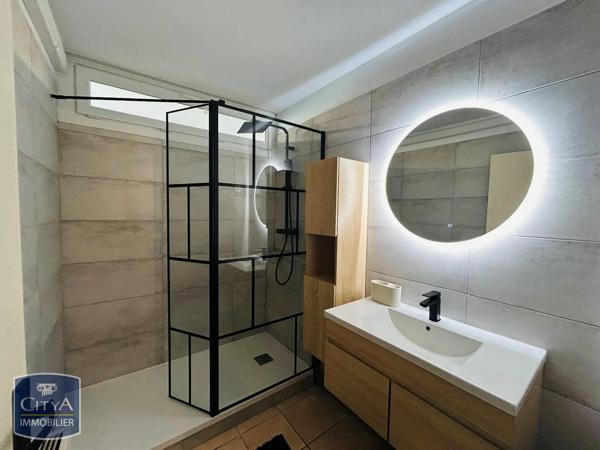 Appartement à louer 5 pièces 90.91m² Fos-sur-Mer (13270)