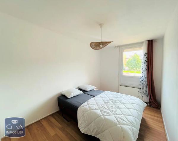 Appartement à louer 5 pièces 90.91m² Fos-sur-Mer (13270)
