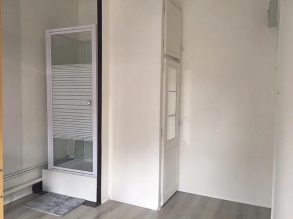 Investissez dans l'avenir avec cet immeuble spécialisé dans la location étudiante à Lille. Opportunité de défiscalisation!