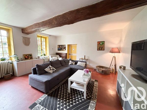 Longère 4 pièces de 77 m² à Vinneuf (89140)