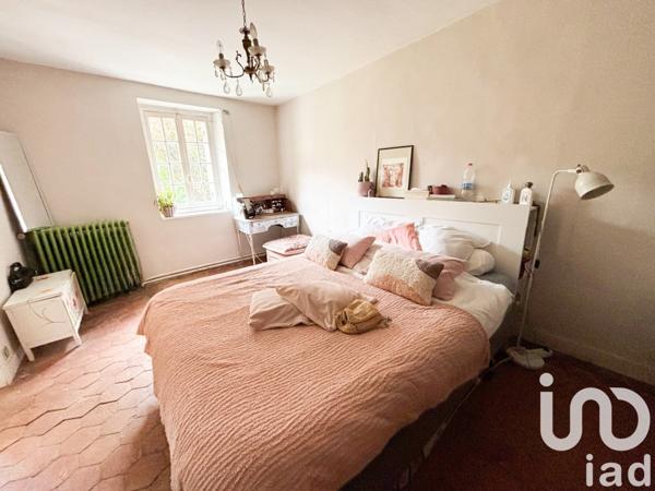 Longère 4 pièces de 77 m² à Vinneuf (89140)