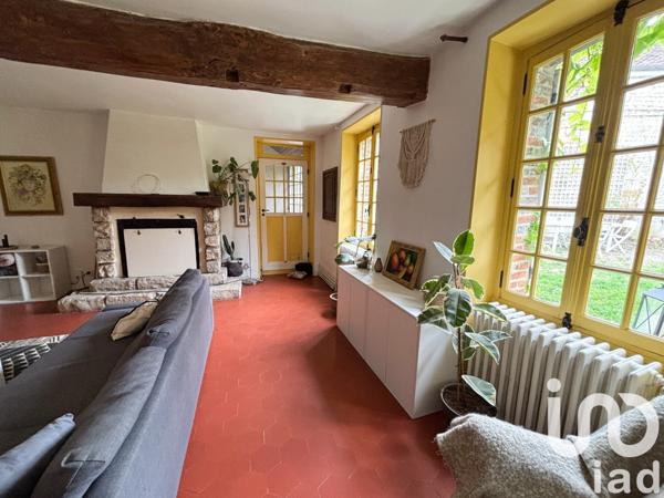 Longère 4 pièces de 77 m² à Vinneuf (89140)