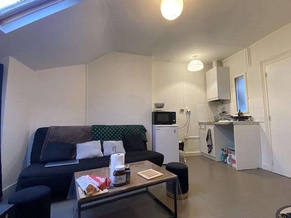 A LOUER T2 Angers gare - 25.58 m²