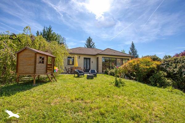 Maison à vendre |                                       Sarlat-la-Canéda |                                        5 pièces  |  170 m²
