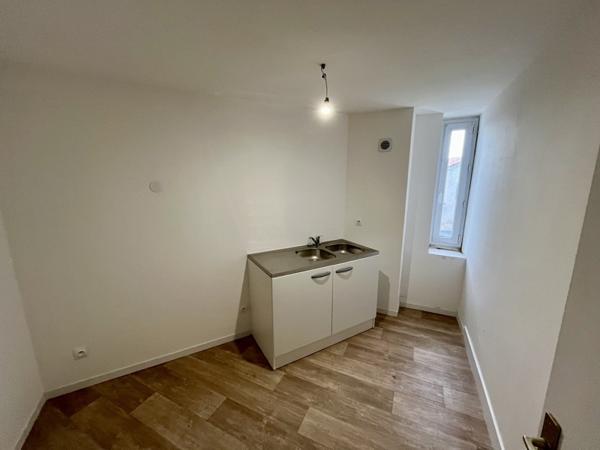 Maison à vendre |  Oradour-sur-Vayres |  3 pièces | 128 m²