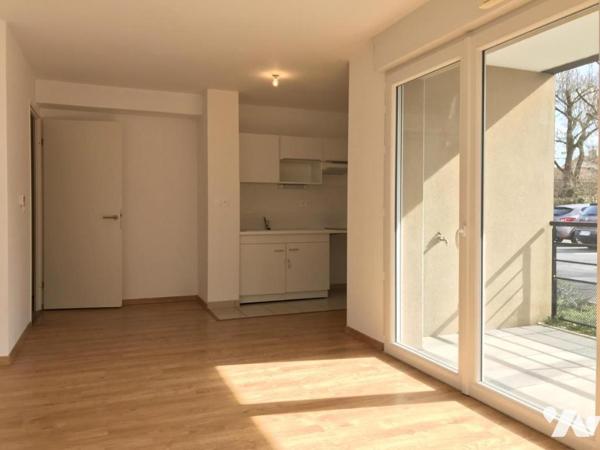 A VENDRE - REZE -Galarniere - Au RDC APPT T3 d'env 60.93m² avec terrasse et parking