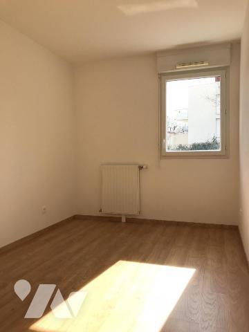 A VENDRE - REZE -Galarniere - Au RDC APPT T3 d'env 60.93m² avec terrasse et parking