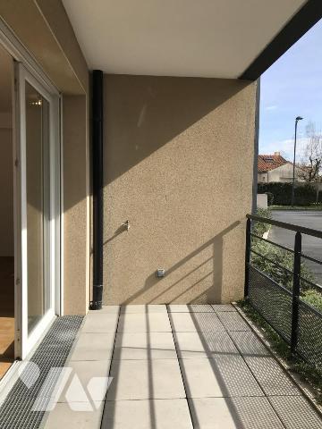 A VENDRE - REZE -Galarniere - Au RDC APPT T3 d'env 60.93m² avec terrasse et parking